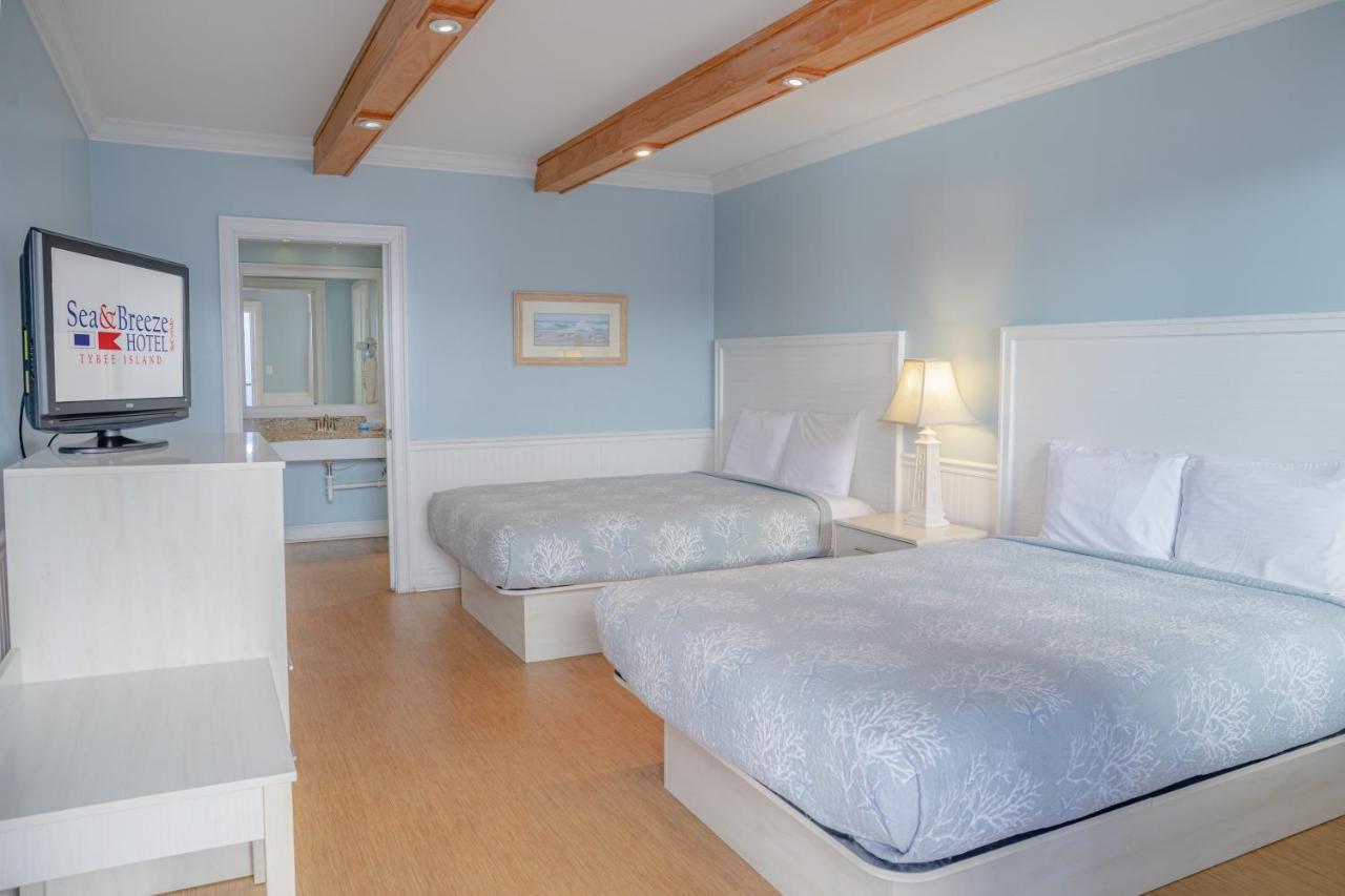 Sea And Breeze Hotel And Condo Tybee Island Exterior photo