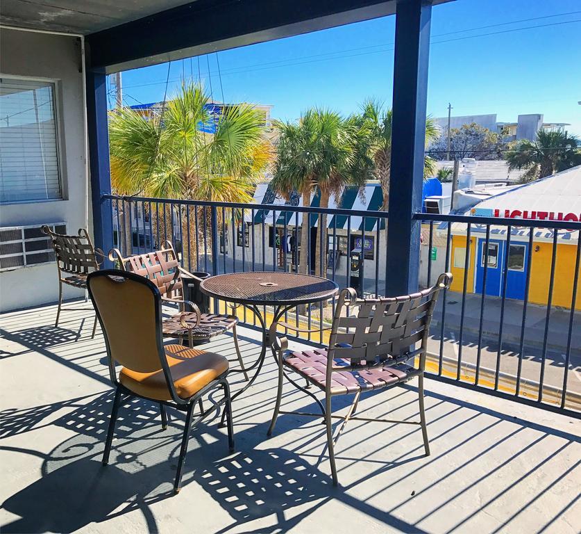Sea And Breeze Hotel And Condo Tybee Island Exterior photo