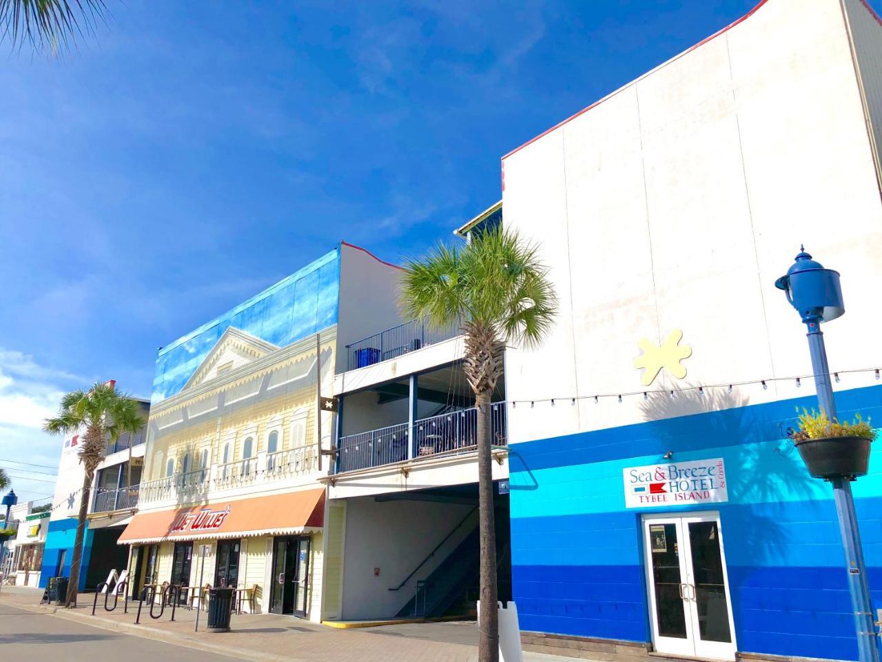 Sea And Breeze Hotel And Condo Tybee Island Exterior photo